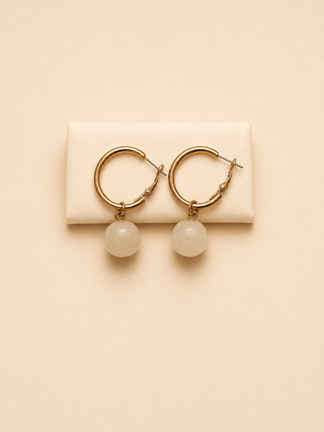 Boucles d'Oreilles Créoles avec Perles Blanches